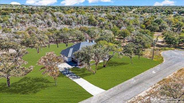164 Hondo Ridge, La Vernia, TX 78121