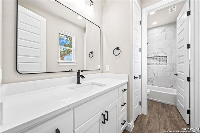 164 Hondo Ridge, La Vernia, TX 78121