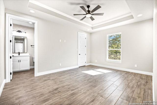 164 Hondo Ridge, La Vernia, TX 78121