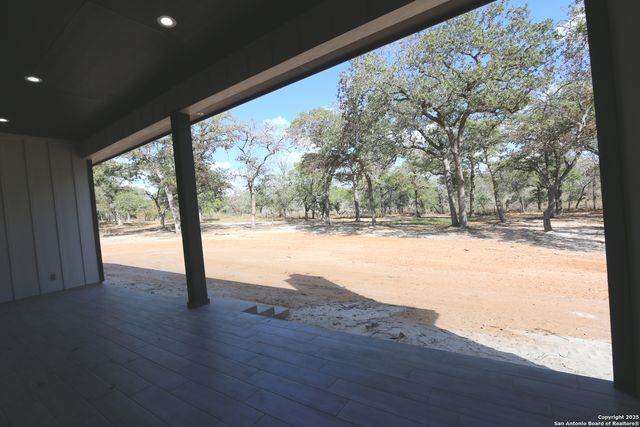 164 Hondo Ridge, La Vernia, TX 78121