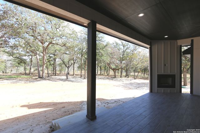 164 Hondo Ridge, La Vernia, TX 78121