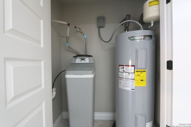 164 Hondo Ridge, La Vernia, TX 78121