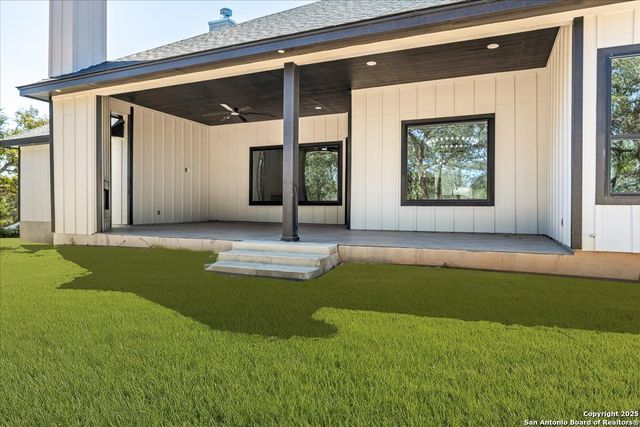 164 Hondo Ridge, La Vernia, TX 78121