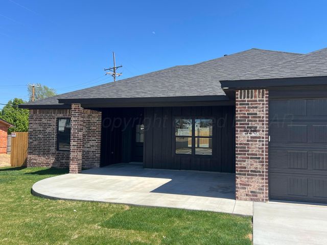 528 Camelot Drive, Borger, TX 79007