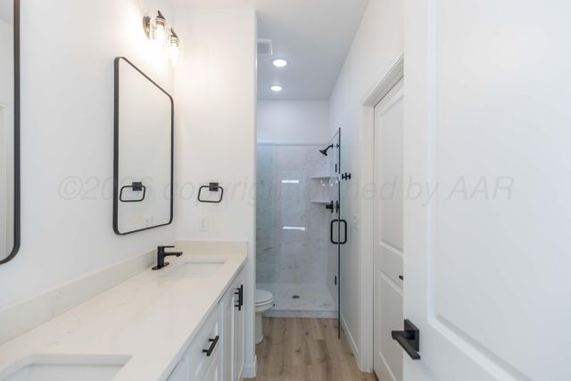 528 Camelot Drive, Borger, TX 79007