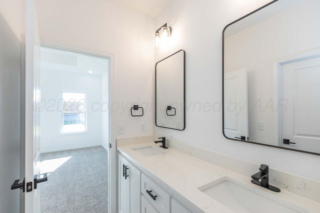 528 Camelot Drive, Borger, TX 79007