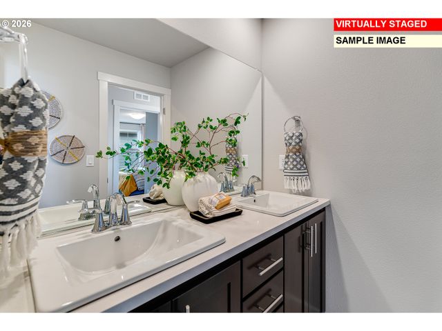 1031 Legacy St, Eugene, OR 97402