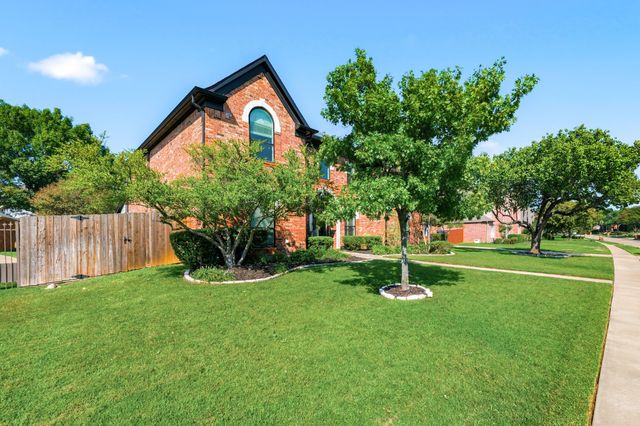 1720 Water Lily Drive, Southlake, TX 76092
