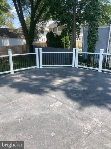 233 E MONTGOMERY AVE, Ardmore, PA 19003