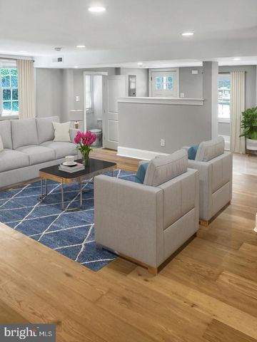 233 E MONTGOMERY AVE, Ardmore, PA 19003