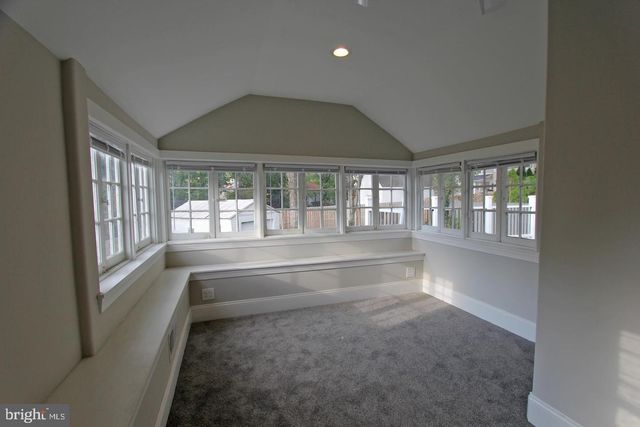 233 E MONTGOMERY AVE, Ardmore, PA 19003