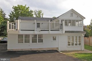 233 E MONTGOMERY AVE, Ardmore, PA 19003