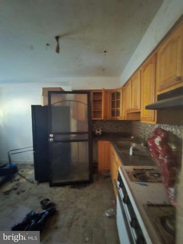 309 E HAINES ST, Philadelphia, PA 19144