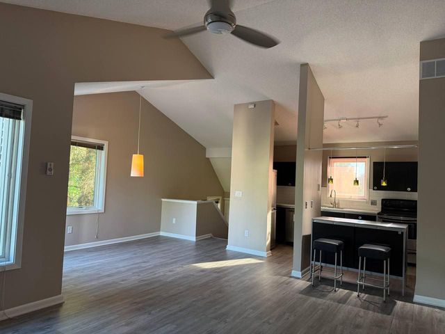 1801 New York Avenue N, Minneapolis, MN 55411