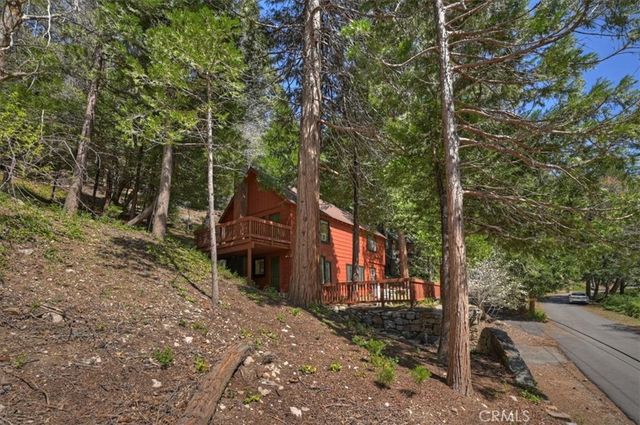 425 Blue Jay Canyon, Lake Arrowhead, CA 92317