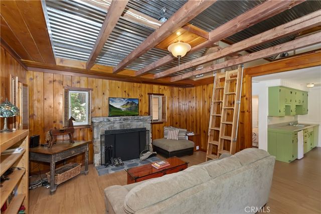 425 Blue Jay Canyon, Lake Arrowhead, CA 92317