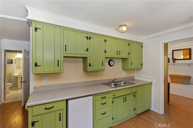 425 Blue Jay Canyon, Lake Arrowhead, CA 92317