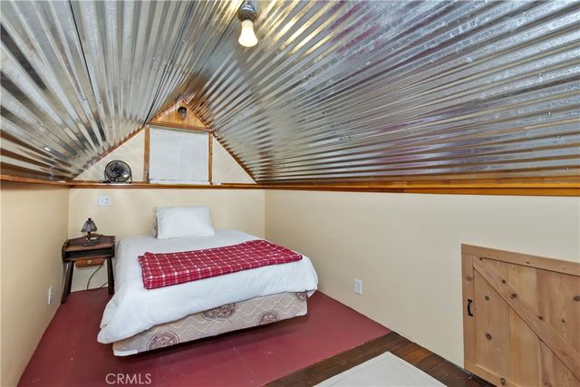 425 Blue Jay Canyon, Lake Arrowhead, CA 92317