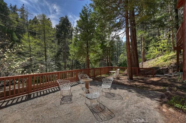 425 Blue Jay Canyon, Lake Arrowhead, CA 92317