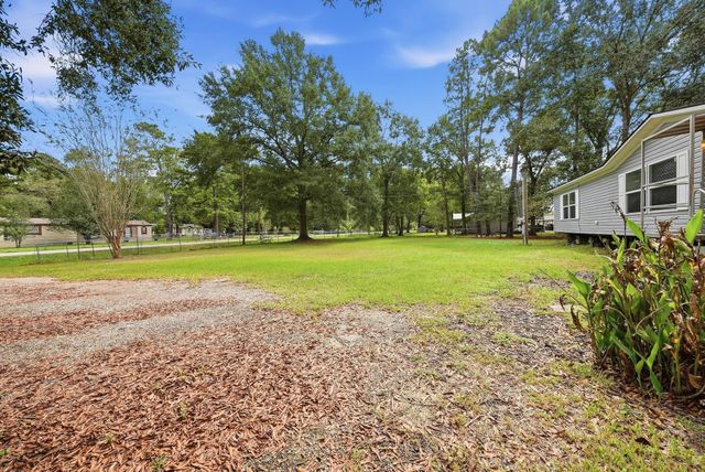 83 Tall Oaks Drive, Huffman, TX 77336
