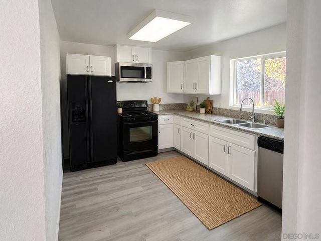1272 N Mollison Ave, El Cajon, CA 92021