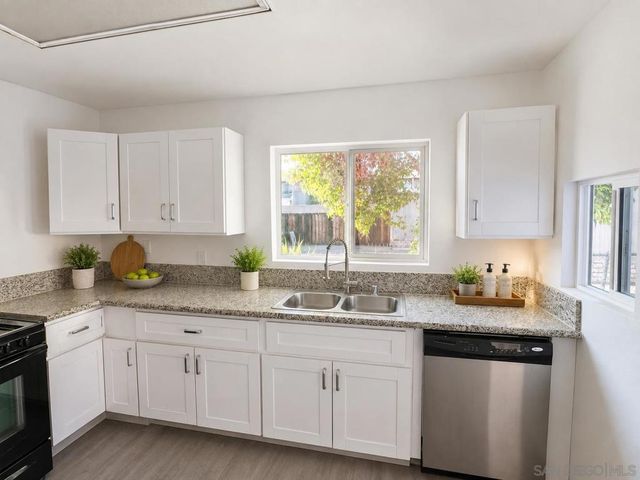1272 N Mollison Ave, El Cajon, CA 92021