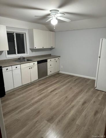 1 Linden Place, Mastic Beach, NY 11951