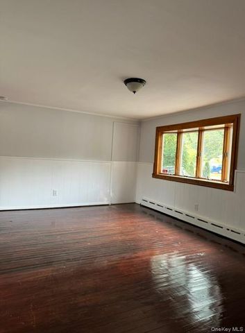 1 Linden Place, Mastic Beach, NY 11951