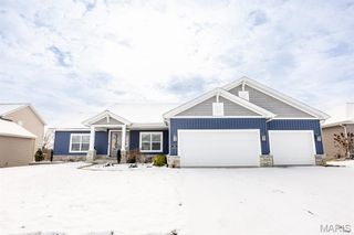 1212 Hickory Point Drive, O'fallon, IL 62269