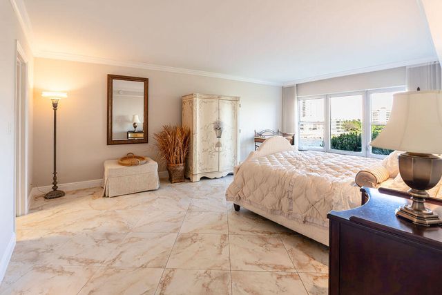 875 E Camino Real, Boca Raton, FL 33432
