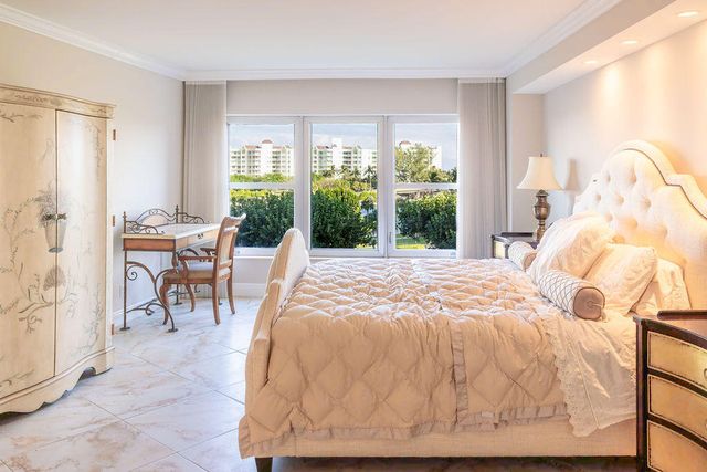 875 E Camino Real, Boca Raton, FL 33432