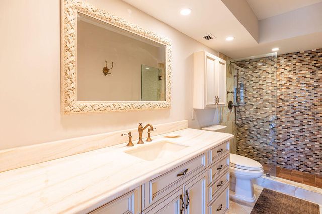 875 E Camino Real, Boca Raton, FL 33432