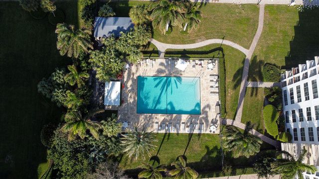 875 E Camino Real, Boca Raton, FL 33432