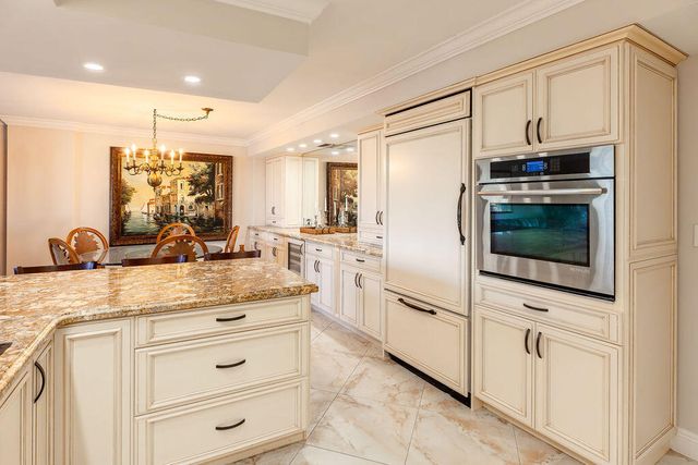 875 E Camino Real, Boca Raton, FL 33432