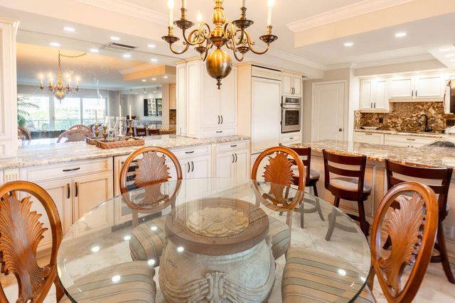875 E Camino Real, Boca Raton, FL 33432