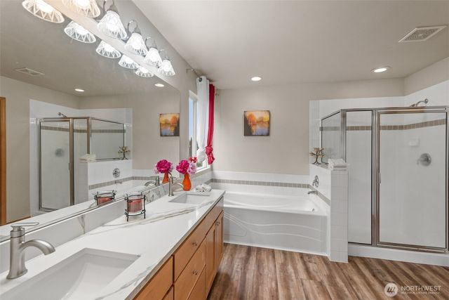 3416 207 pl SW, Lynnwood, WA 98036