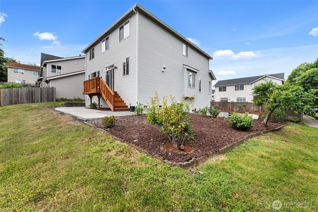 3416 207 pl SW, Lynnwood, WA 98036