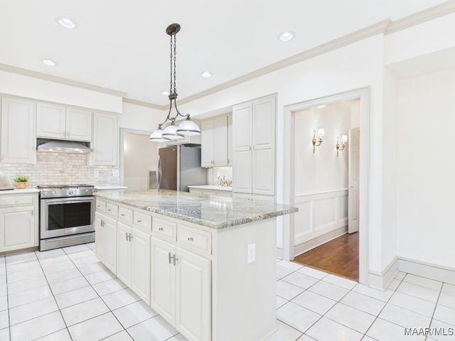 9858 Wynchase Circle, Montgomery, AL 36117