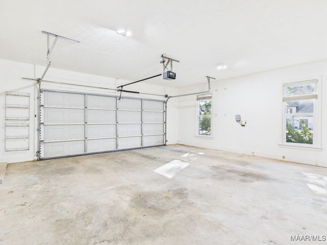 9858 Wynchase Circle, Montgomery, AL 36117