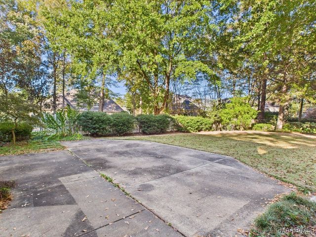 9858 Wynchase Circle, Montgomery, AL 36117