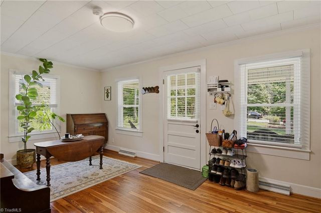 131 Carter Circle, Winston-salem, NC 27106