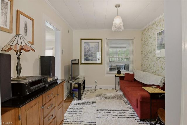 131 Carter Circle, Winston-salem, NC 27106