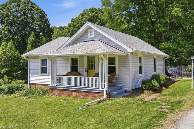 131 Carter Circle, Winston-salem, NC 27106