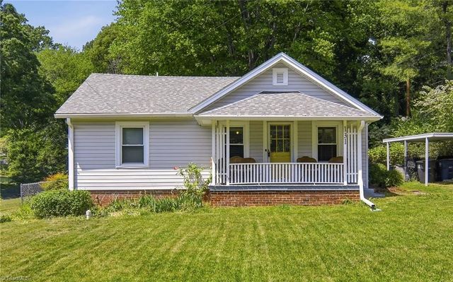 131 Carter Circle, Winston-salem, NC 27106