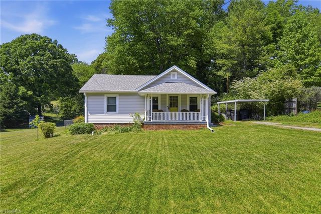 131 Carter Circle, Winston-salem, NC 27106