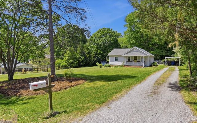 131 Carter Circle, Winston-salem, NC 27106