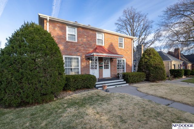 1100 S 37Th Street, Lincoln, NE 68510