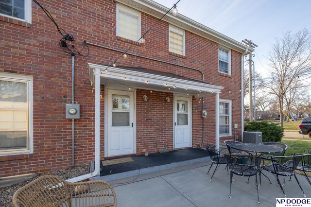 1100 S 37Th Street, Lincoln, NE 68510
