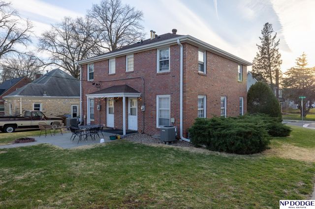 1100 S 37Th Street, Lincoln, NE 68510