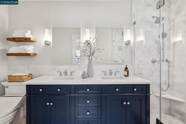 1211 Larch Avenue, Moraga, CA 94556